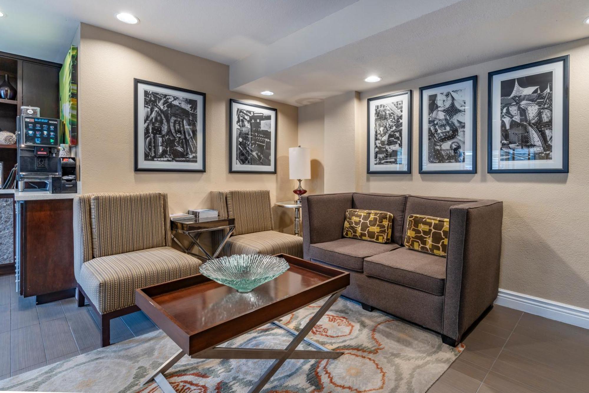 Best Western Carmel'S Town House Lodge Екстериор снимка